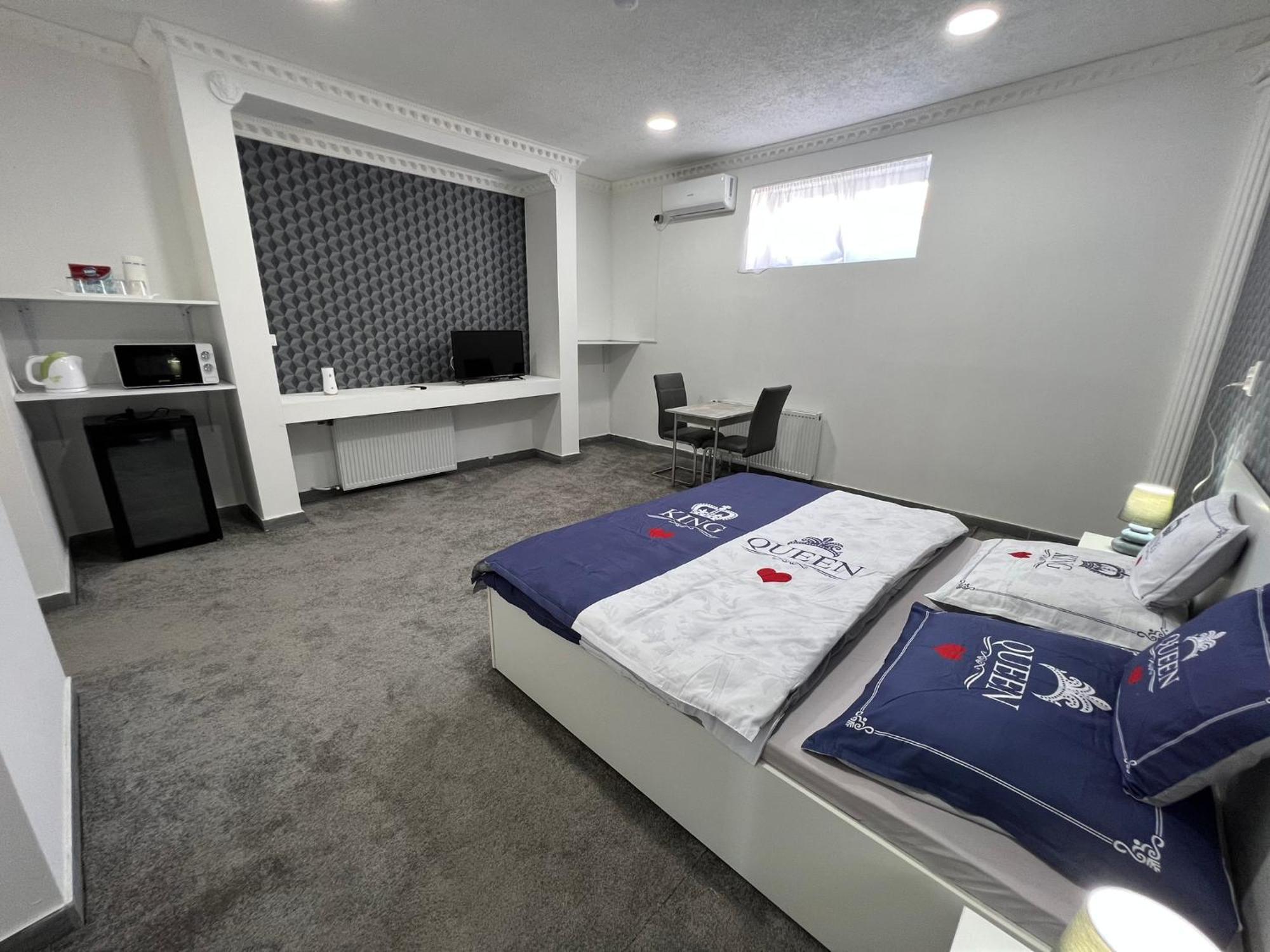 Adel Apartman Kisujszallas 외부 사진