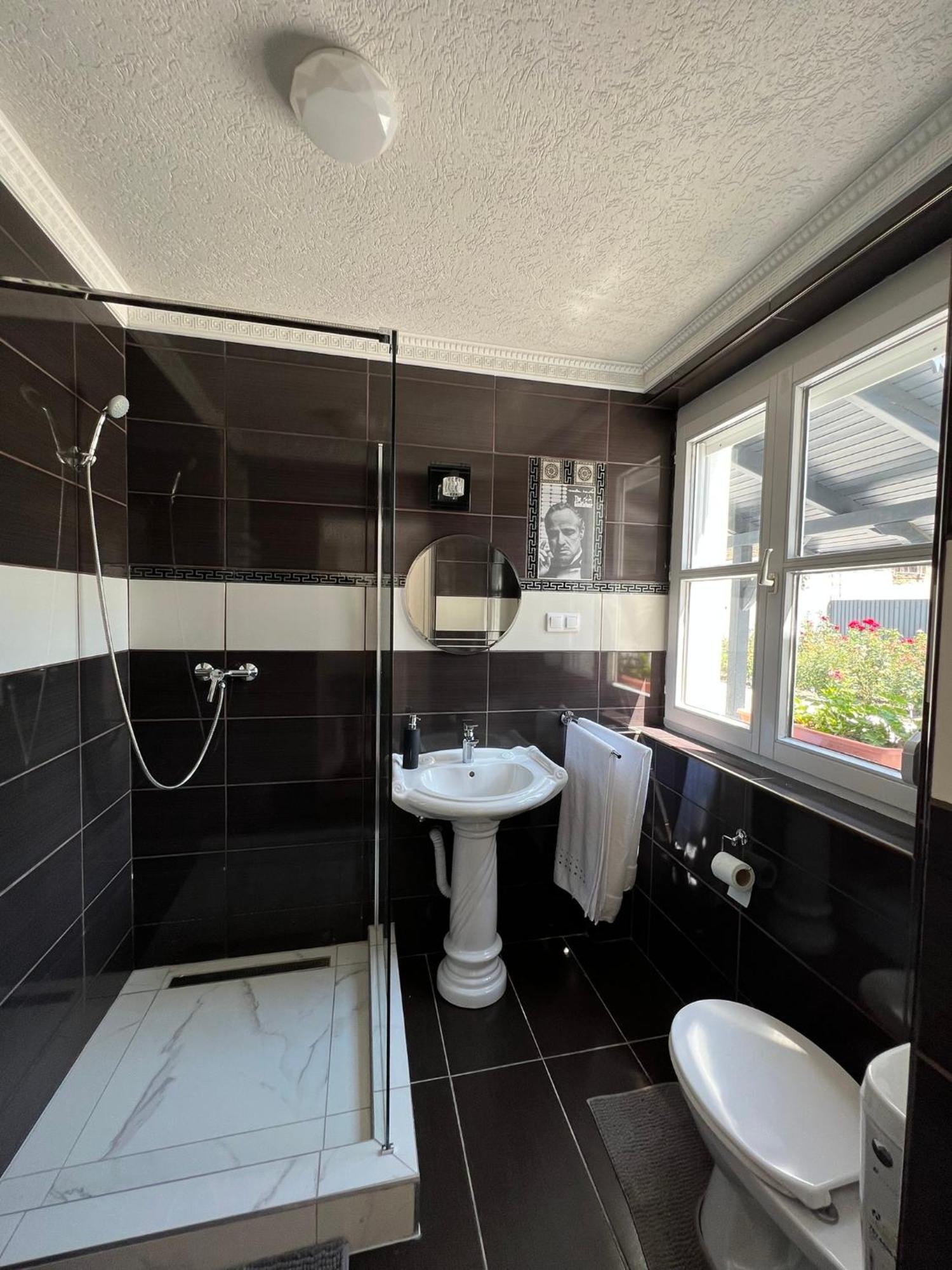 Adel Apartman Kisujszallas 외부 사진
